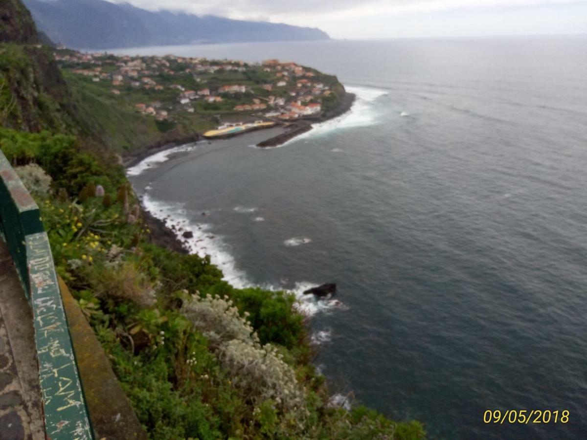 Sunny Flat In Machico City Exterior photo